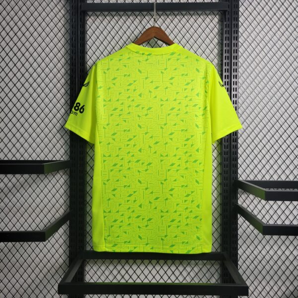 Camisola Wolverhamptom Alternativo 23/24 - Image 2