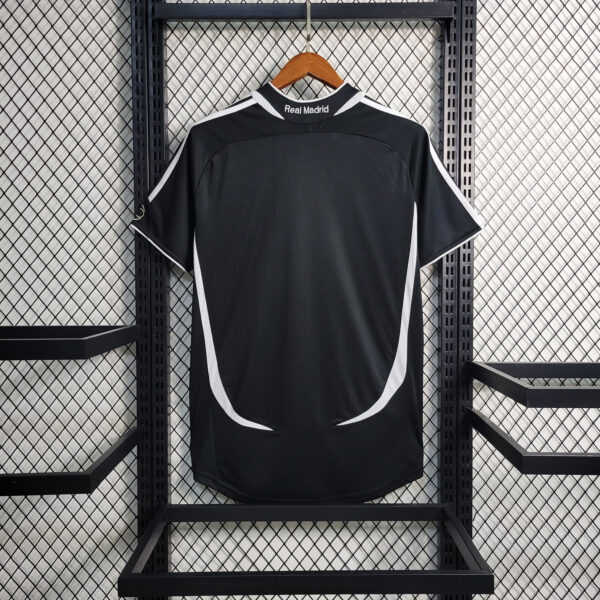 Camisola Real Madrid Retro 06/07 Black - Image 2
