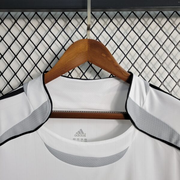 Camisola Principal Real Madrid Retro 06/07 - Image 6