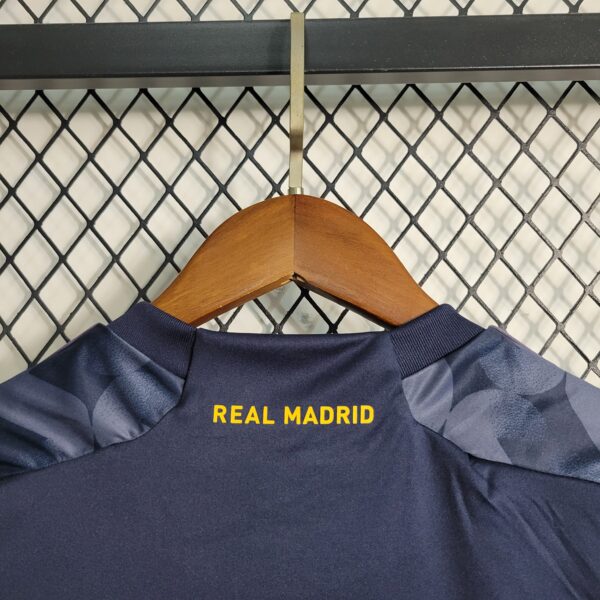 Kit Infantil Real Madrid Alternativo 23/24 - Image 3