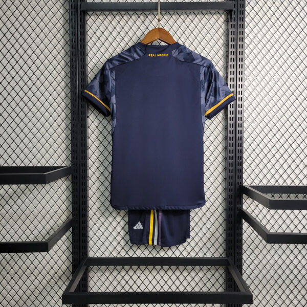 Kit Infantil Real Madrid Alternativo 23/24 - Image 6
