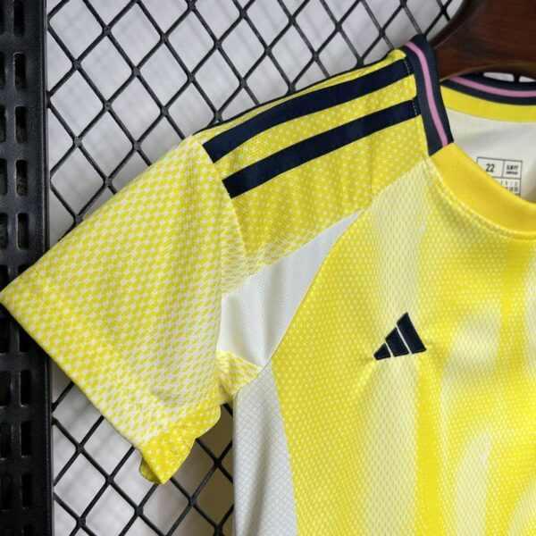 Kit Infantil Juventus Alternativo 24/25 - Image 3