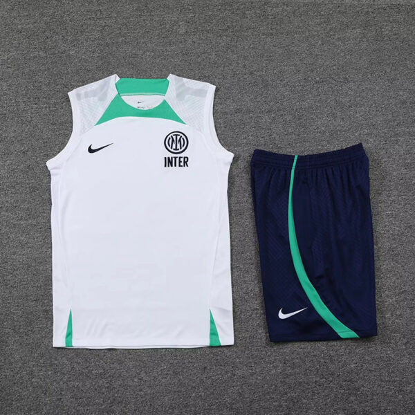 Conjunto Inter de Milão Branco 22/23 - Image 3